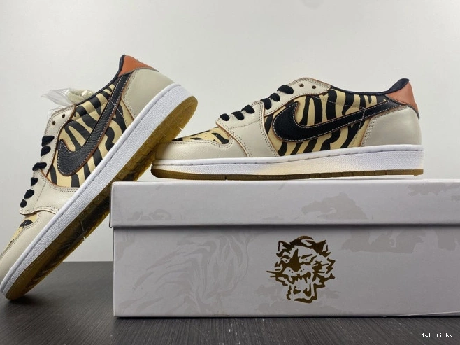 1st Kicks Shoes DH6932-100 1 Tiger Low OG the Air Year of Jordan 0707